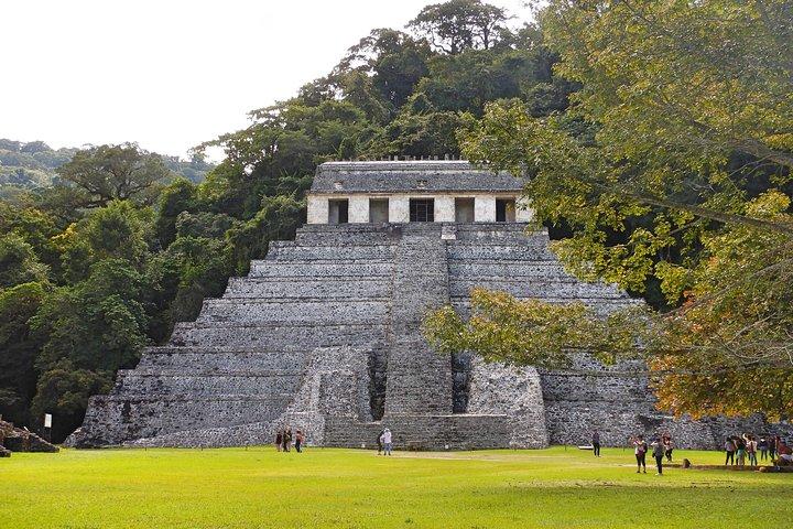 Tour to Palenque, Agua Azul Waterfalls and Misol Ha