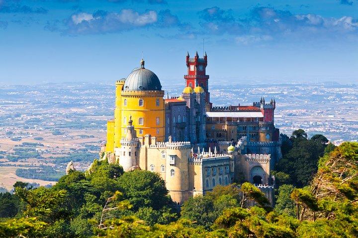 Lisbon Shore Excursion: Full Day Small Group Sintra & Cascais with Local Food