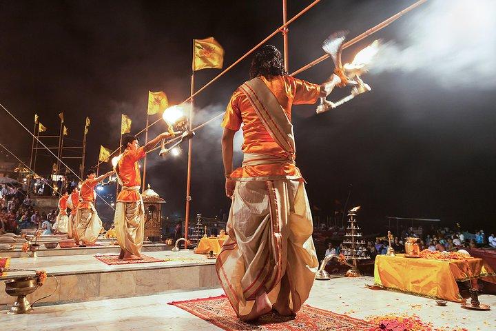 Mysticism of Varanasi with Ganga Aarti (2 Hours Walking Tour)