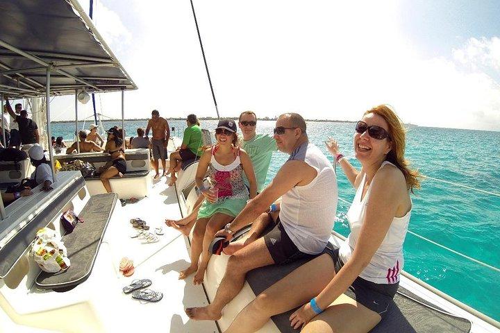 Cancun All Inclusive Catamaran Tour to Isla Mujeres
