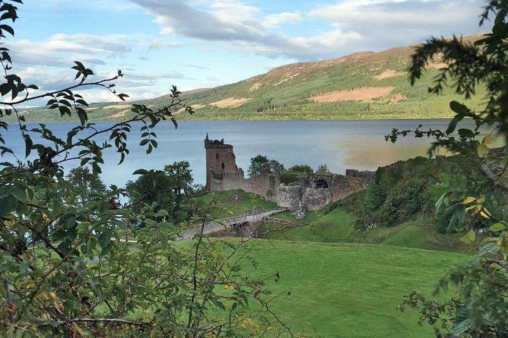 Urquhart Castle, Culloden, Loch Ness Centre, Gin, Outlander sites