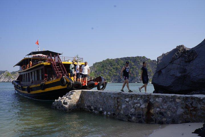 Most favorite full day boat tour with kayaking in Lan Ha bay, Ha Long bay