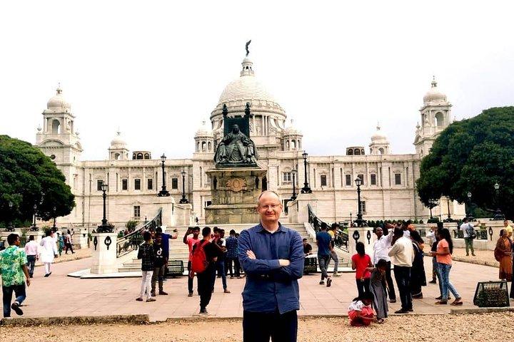 British Raj Heritage walk in Kolkata with guide