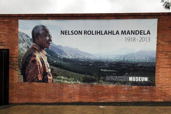 Soweto Township Cultural Tour incl Apartheid Museum and Nelson Mandela House