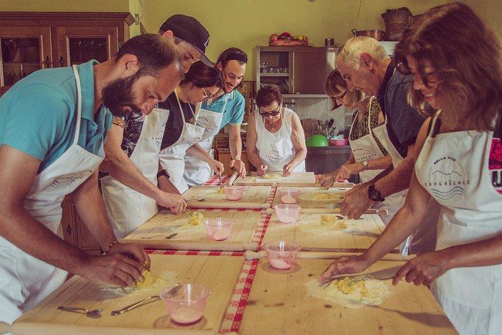 Abruzzo Traditional Pasta Making with 85y old local Grandma