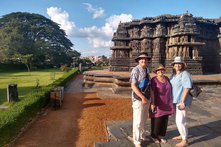 Explore World Heritage Sites Belur & Halebidu + Shravanabelagola