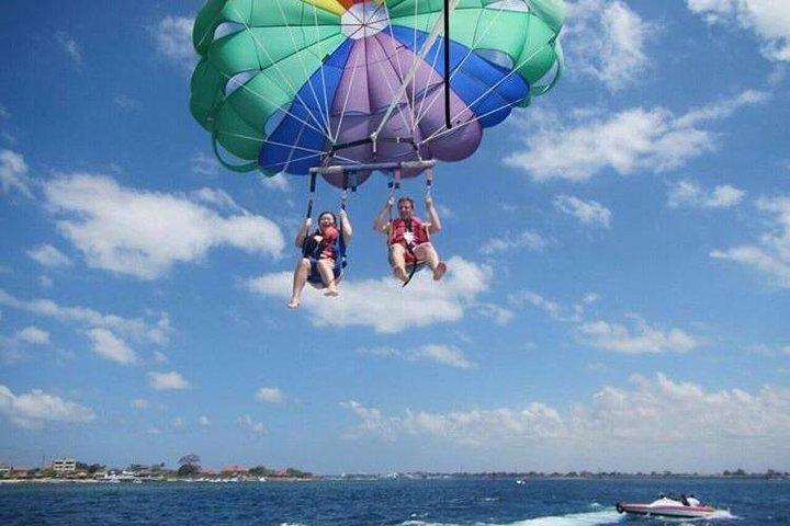 Parasailing Adventure watersport all include
