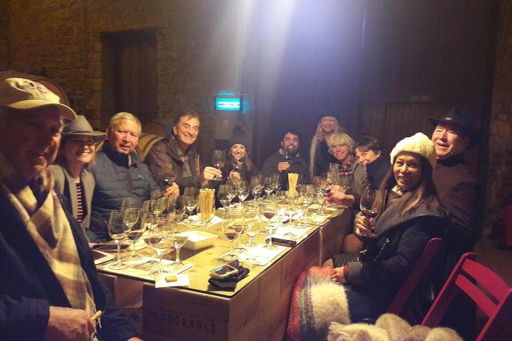 Private Rioja wine tasting tour with local lunch 