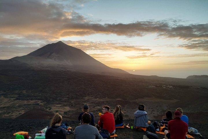PRIVATE TOUR Teide National Park: Hiking and Stargazing