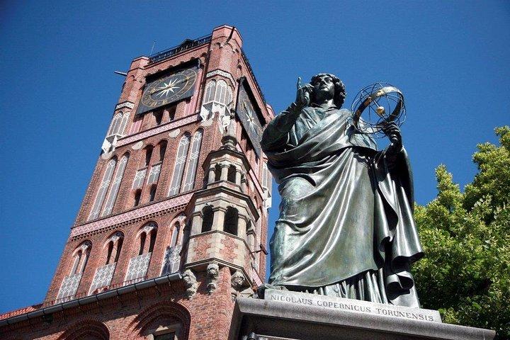 Torun Copernicus Trail and Old Town Private Walking Tour