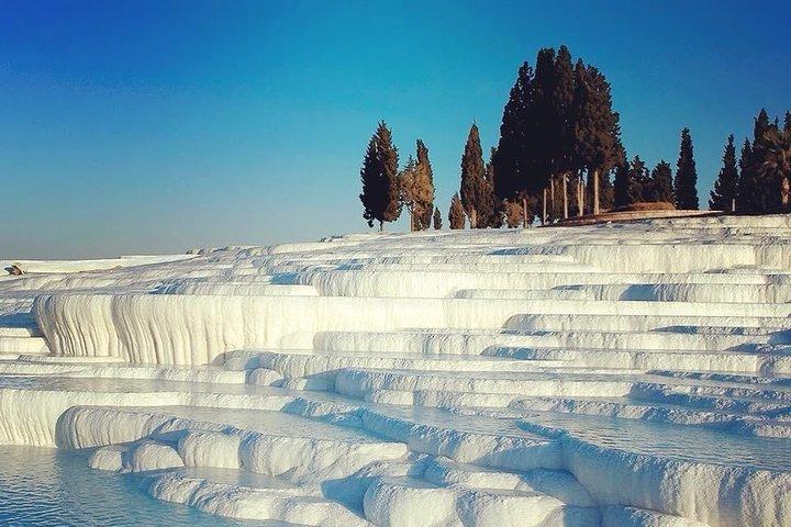 Daily Pamukkale Guided Tour with extra Red spring enjoyment.