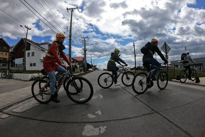 Bike Tour in Punta Arenas, 100% local tour.