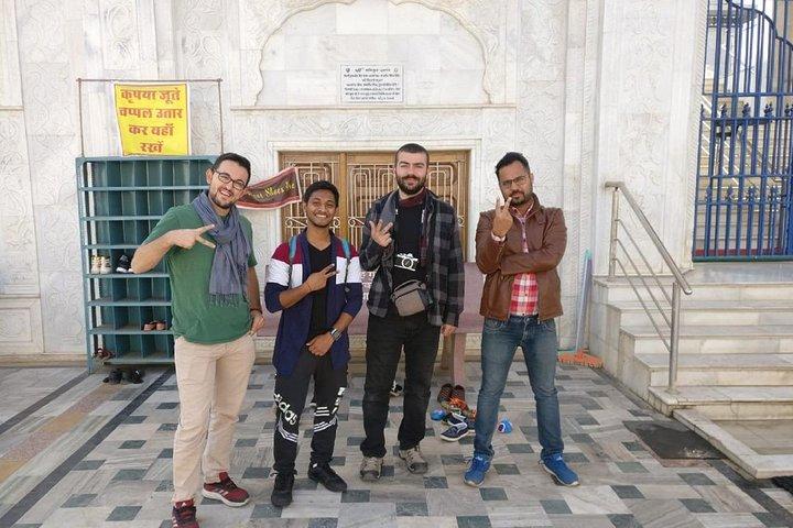 Cultural Walk of Pushkar (2 Hours Guided Walking Tour)
