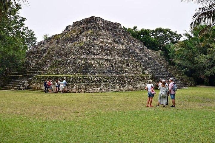 Explore Costa Maya: Chacchoben Ruins and Bacalar Lagoon Tour