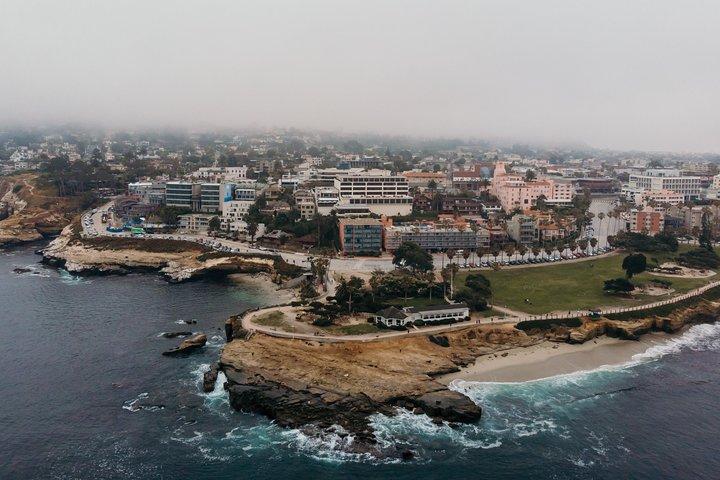 A La Jolla Stroll: A Self-Guided Audio Tour of California's Riviera