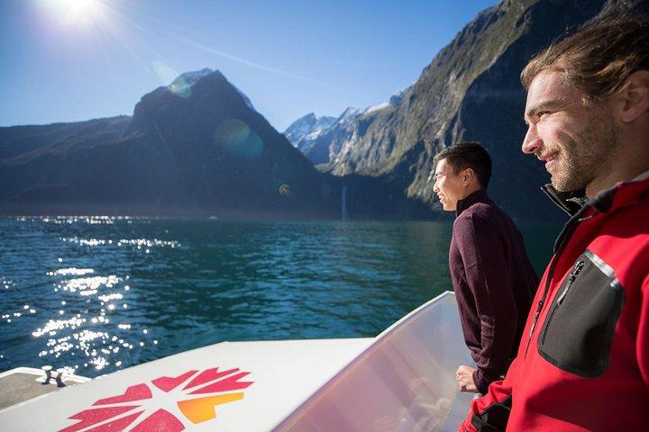 Milford Sound Cruise Including Underwater Observatory