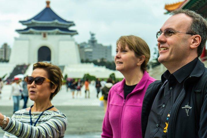 Taipei Private Custom Tours with a Local: Highlights & Hidden Gems