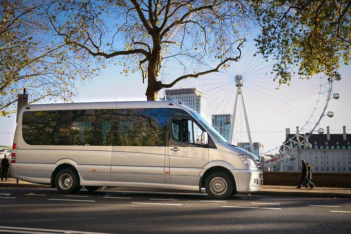 Private Minibus Arrival: Stansted to Central London