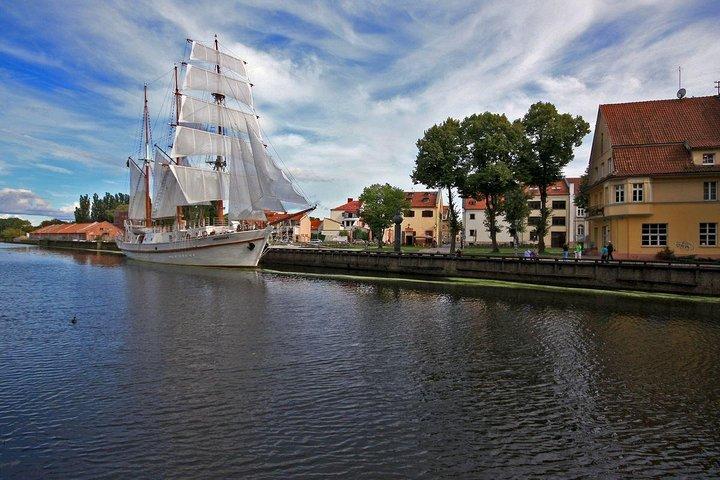 Private Walking Tour of Klaipeda + Amber Queen Museum
