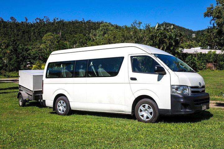 VAN from Proserpine Airport into Airlie Beach One Way