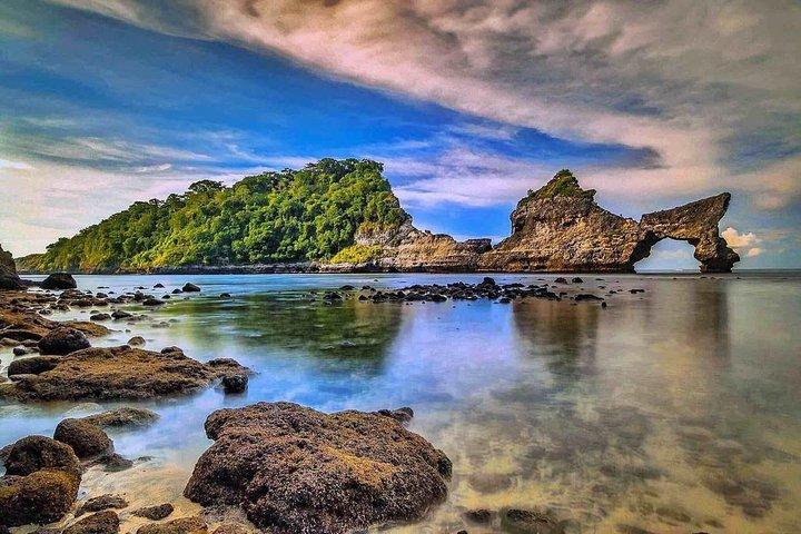 All Inclusive : One Day Nusa Penida Island West & East Part.