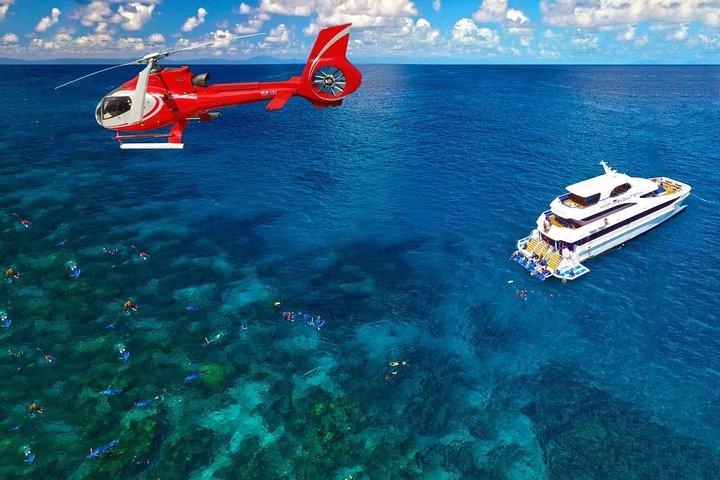Full Day Reef Cruise and 10 Minute Helicopter Scenic Flight