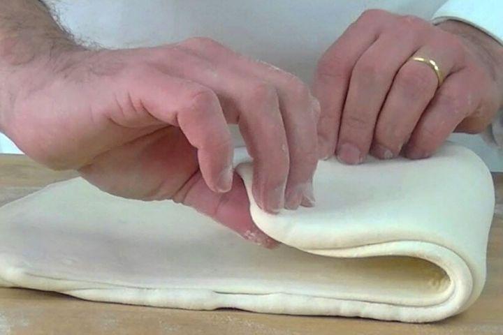Lear how to make your own croissants course in english french
