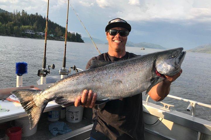  Private Salmon and Halibut combination Fishing in Ketchikan Alaska