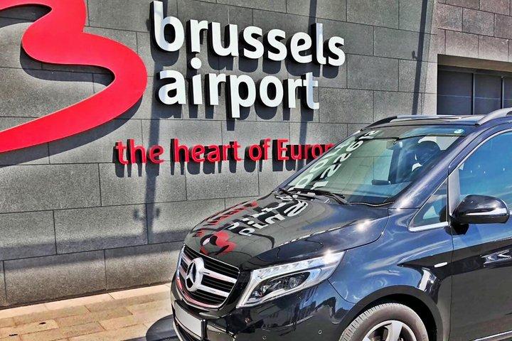 Transfer Charleroi Airport -> Brussels MB V-CLASS 7 PAX