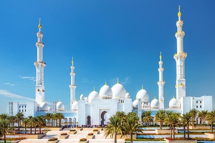 Abu Dhabi City Tour with Desert Safari Adventure