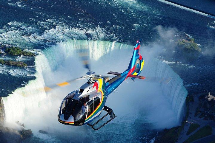 Niagara Falls Canada Tour: Helicopter Ride and Skylon Tower Lunch