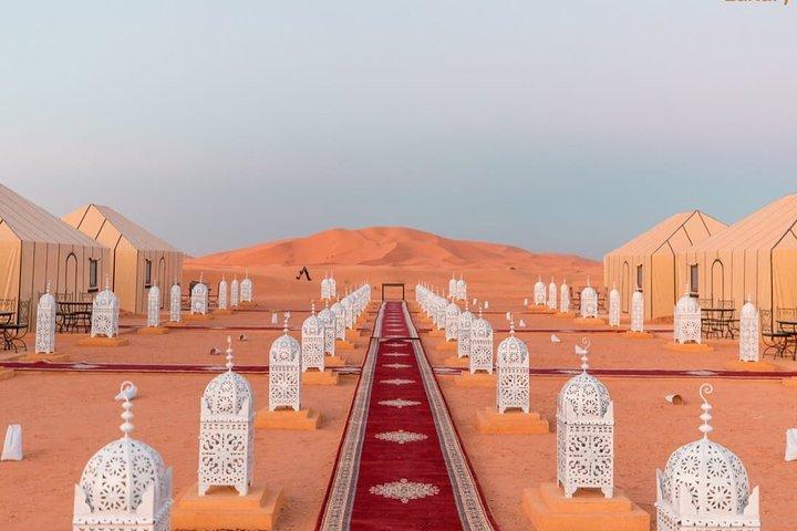 Erg Chebbi: Overnight in Luxury Desert Camp with Camel Ride, meals &sandboarding