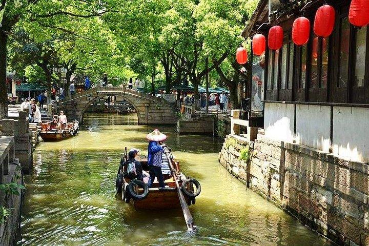  Wuxi Private Transfer to Suzhou with stop-over at Tongli Water Town