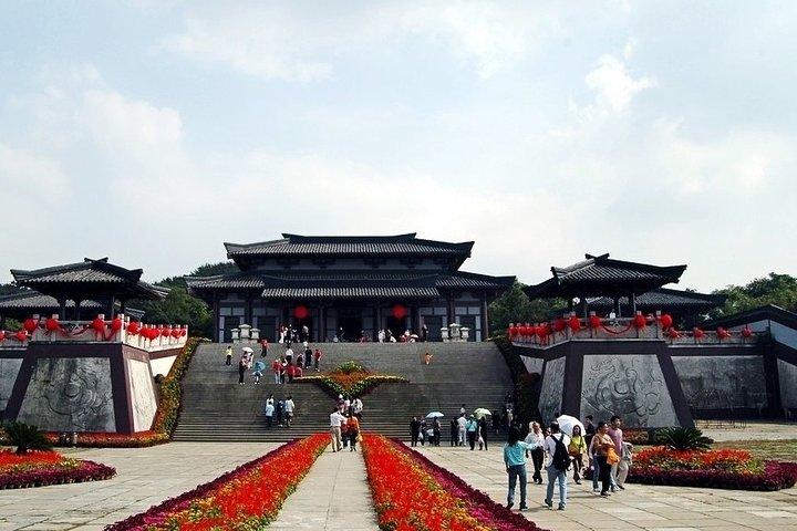 Wuxi Sanguo City Self-Guided Tour with Private Transfer Service 