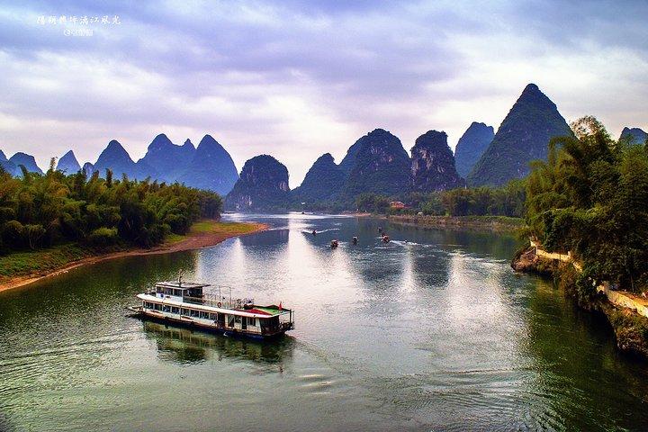 7-Day Private China Tour from Zhengzhou: Beijing, Xi'an, Guilin and Shanghai
