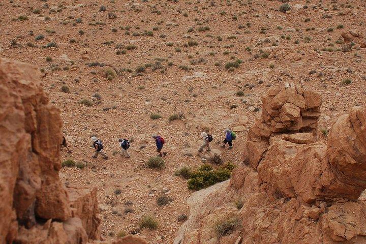 1 night nomadic hike in Todra Gorge - Aventures Verticales Maroc