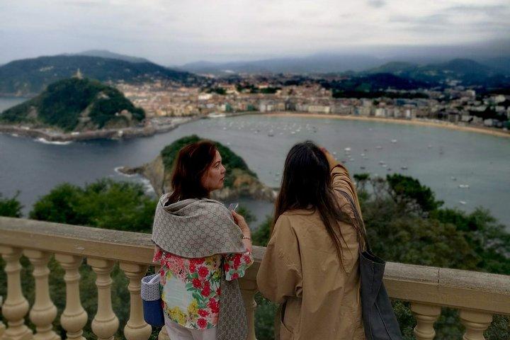 San Sebastian Highlights Private City Tour with Hotel Pick up