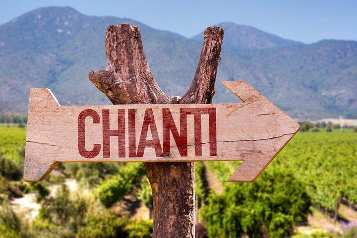 Private Chianti and SuperTuscan Tour 2 wineries with Light Lunch from Livorno