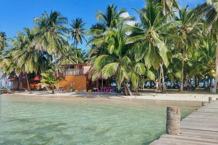4D/3N Paradise Island in San Blas + Meals + Boat Tour - Private Bedroom