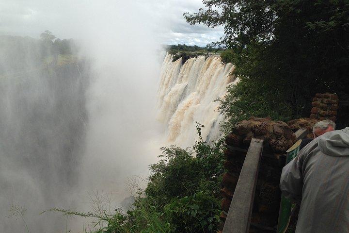  Victoria Falls Guided Tour 
