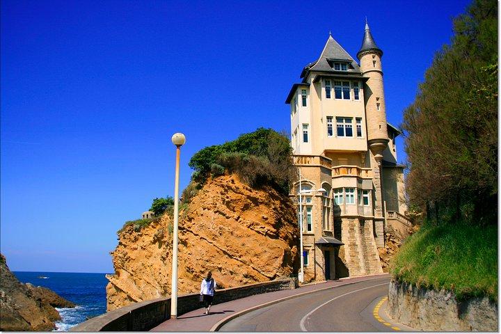 Private Tour of Saint Jean de Luz and Biarritz with driver and optional guide