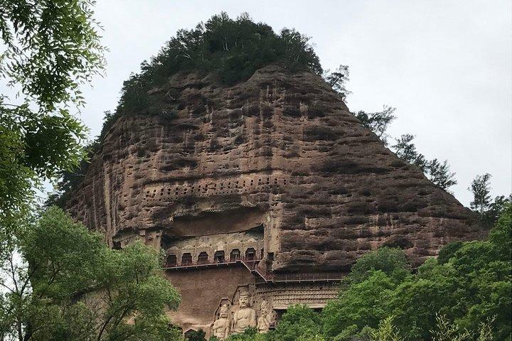 Private Day Tour to Tianshui Maiji Caves from Lanzhou by Round-way Bullet Train