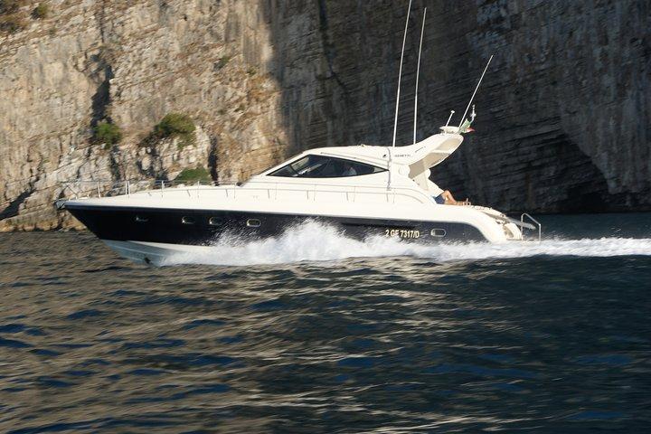 Private Cruise to Ischia and Procida - Yacht 50'