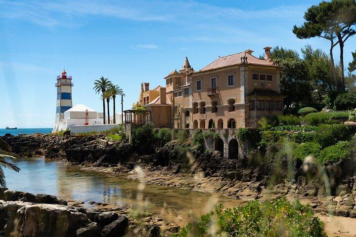 Cascais Private Walking Tour with a Professional Guide
