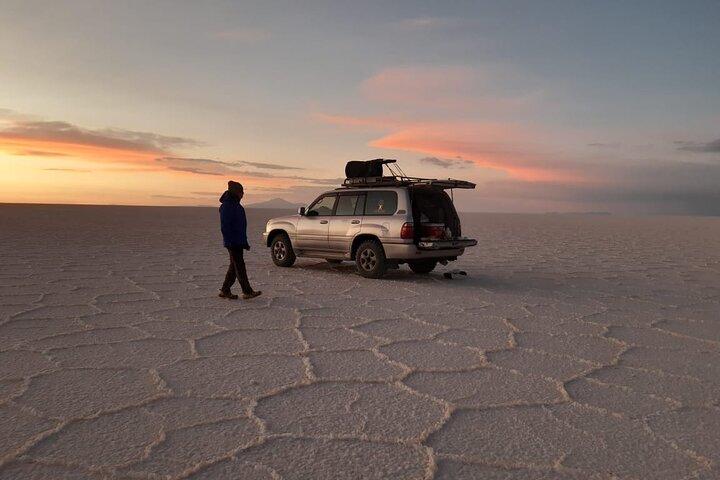 Visit to Uyuni Salt Flats and Cave of Mummies in One Day