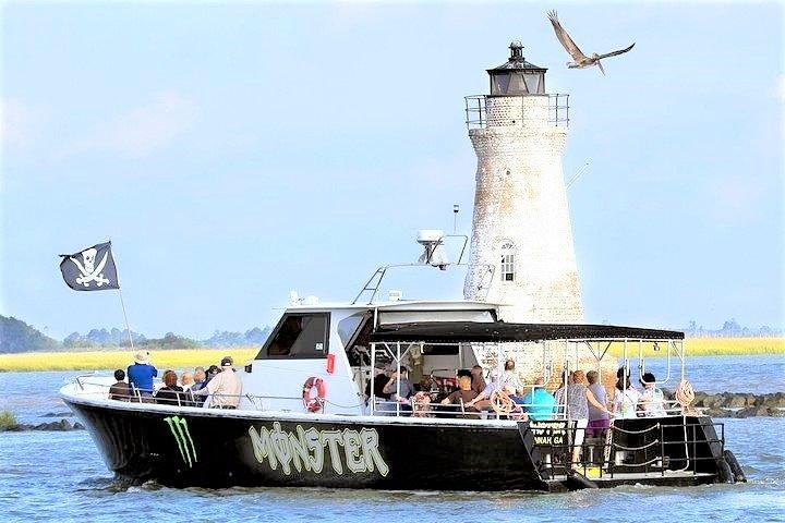 Savannah Tybee Island Dolphin Cruise Tour with Stop at Tybee Island Lighthouse
