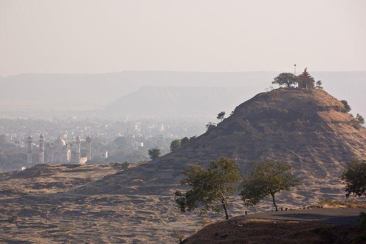 Best of Aurangabad with Caves (Guided Full Day City Sightseeing Tour by Car)