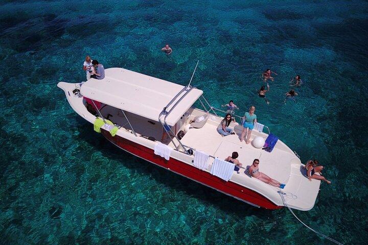 Private Red Rocks and Pakleni Islands beach hopping speedboat tour