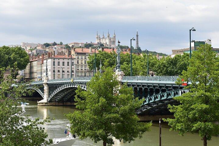 Private 4-hour Walking Tour of Lyon with official tour guide