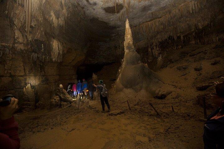 Full day tour to Karajía and Quiocta cave - Private